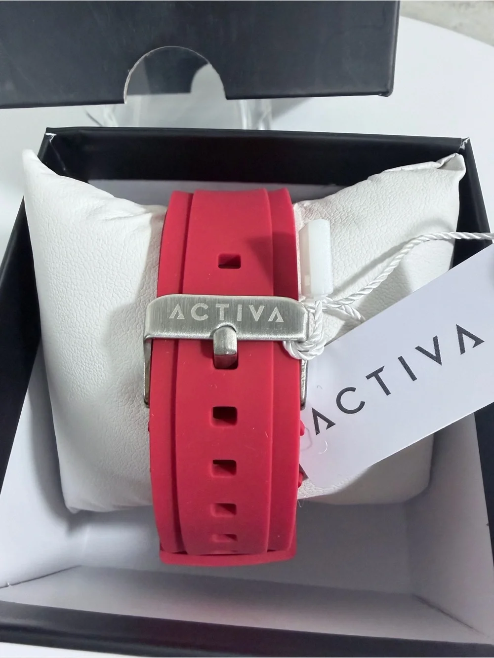 Activa bold red